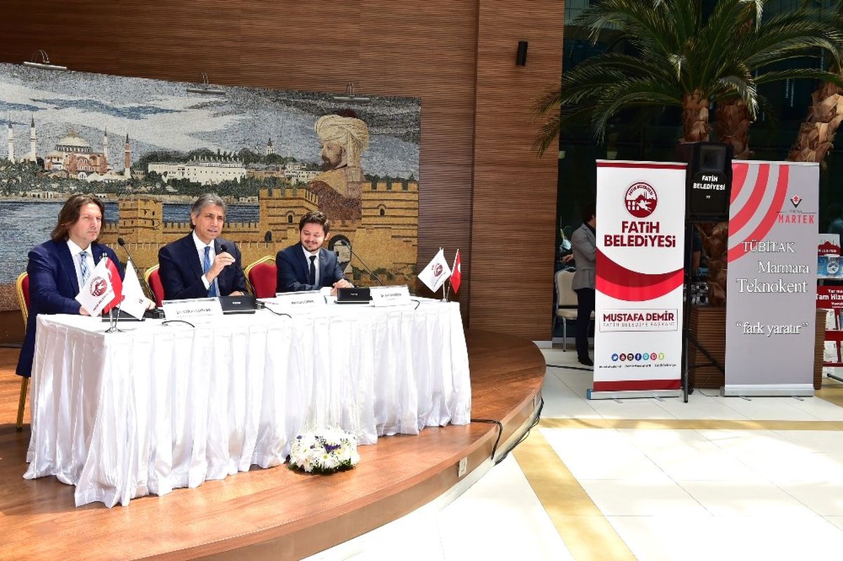 Milyon Dolarlık Proje ile Milli Eğitim ve Sağlık Bakanlıkları Disksiz Bilgisayarlarla Donatılacak