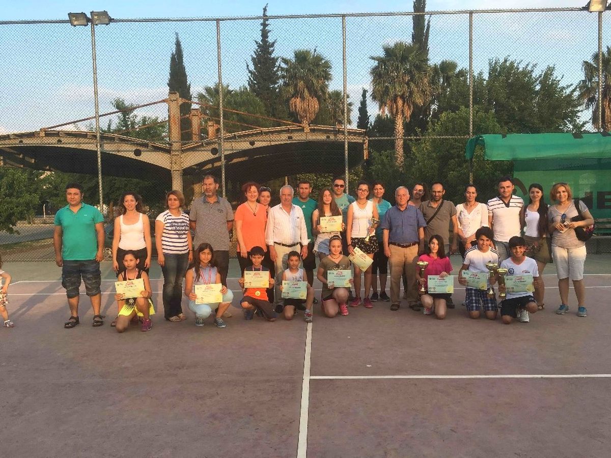 Ortaca\'da "Yaza Merhaba" Tenis Turnuvası