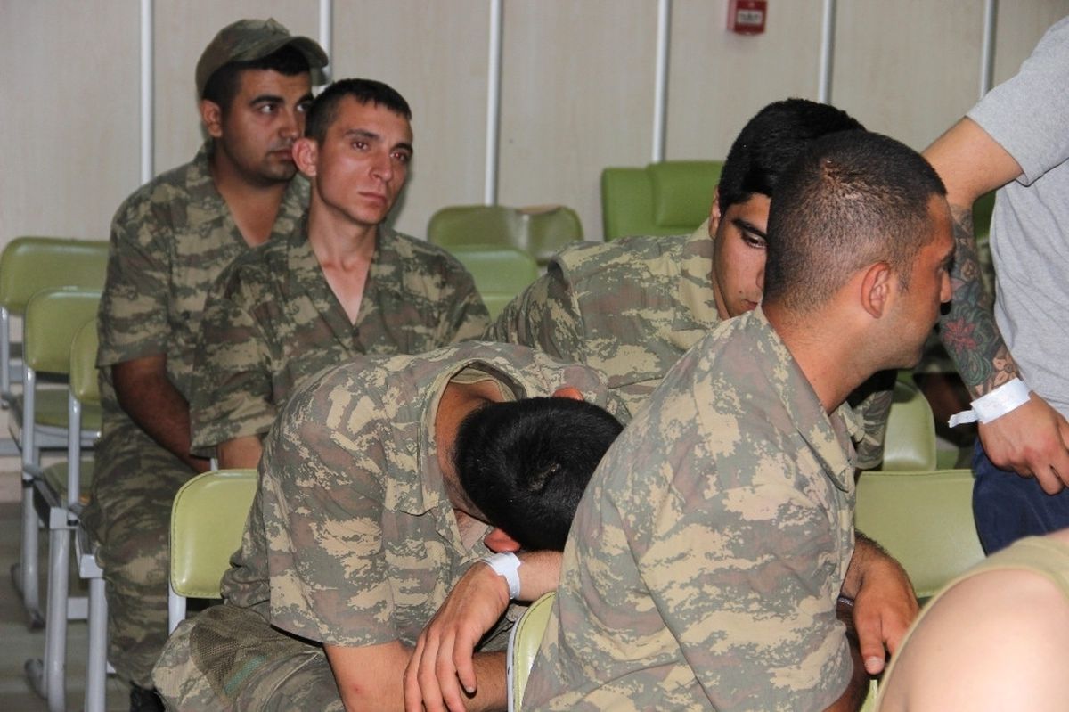Sağlık Bakanlığı, Manisa\'da Askerlerin Zehirlenmesine Neden Olan Olayın Besin Zehirlenmesi Olduğunu...