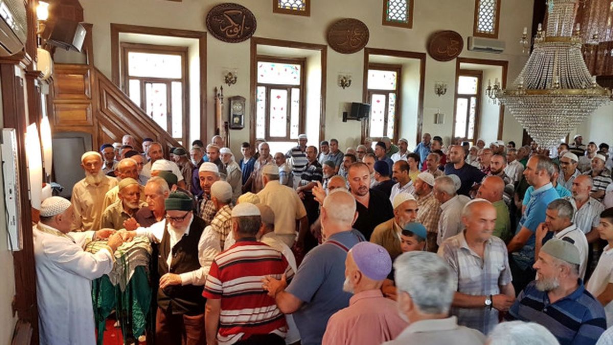 Sakarya\'da Sakal-ı Şerif Ziyarete Açıldı