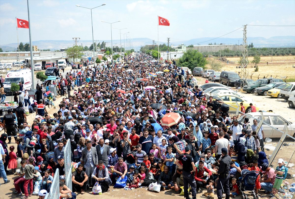 Sınır Kapısında Bayram Yoğunluğu