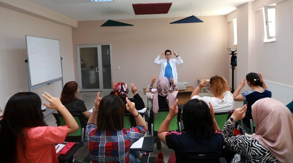 Talas Kadın Kültür Merkezi\'nde Yeni Kurslar Açılıyor