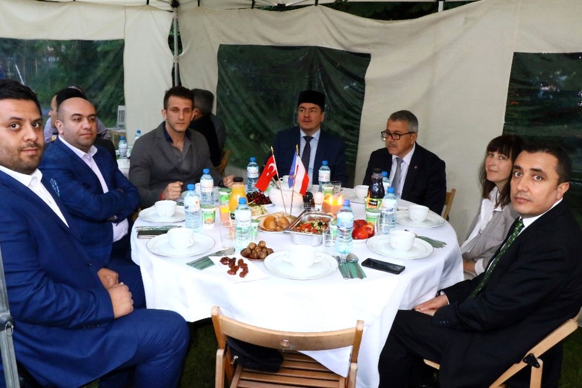 Tika, Ramazan\'da da Polonyalı Müslümanların Yanında