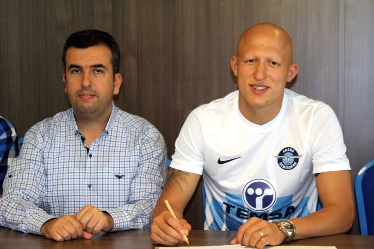 Adana Demirspor, Sezer Özmen ile 2 Yıllık Sözleşme İmzaladı