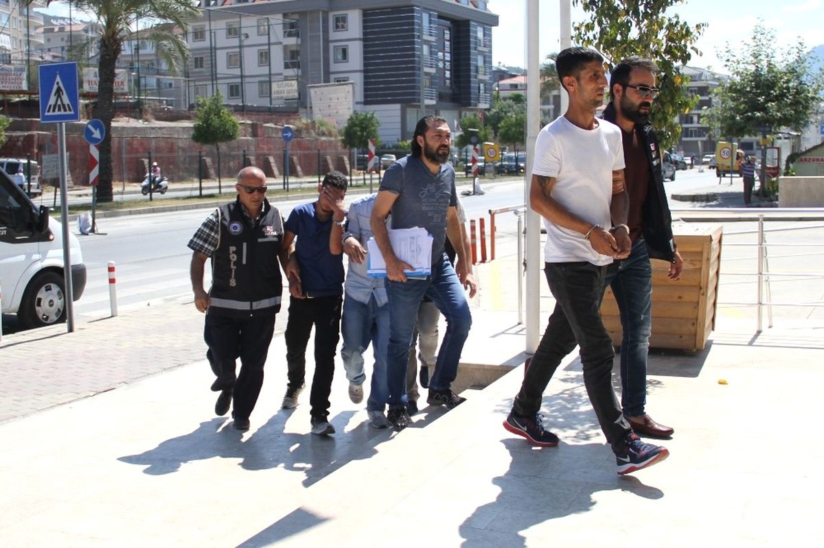 Alanya\'da Bin 309 Adet Uyuşturucu Hap Ele Geçirildi