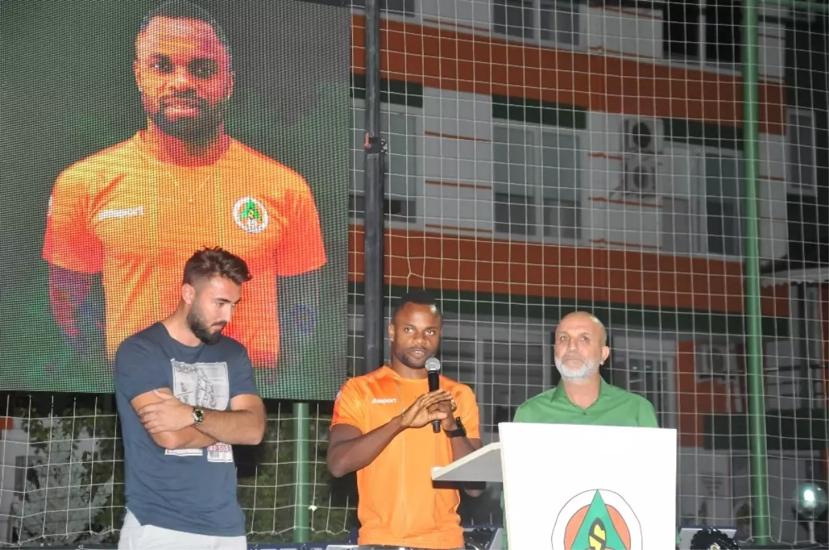 Alanyaspor Camiası İftarda Buluştu