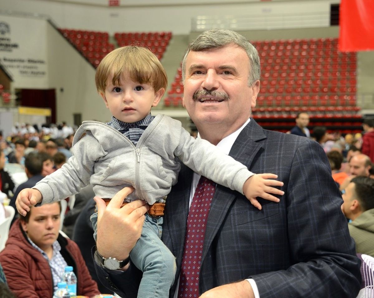 Başkan Akyürek: Bayramınız Mübarek Hayatınız Bereketli Olsun"