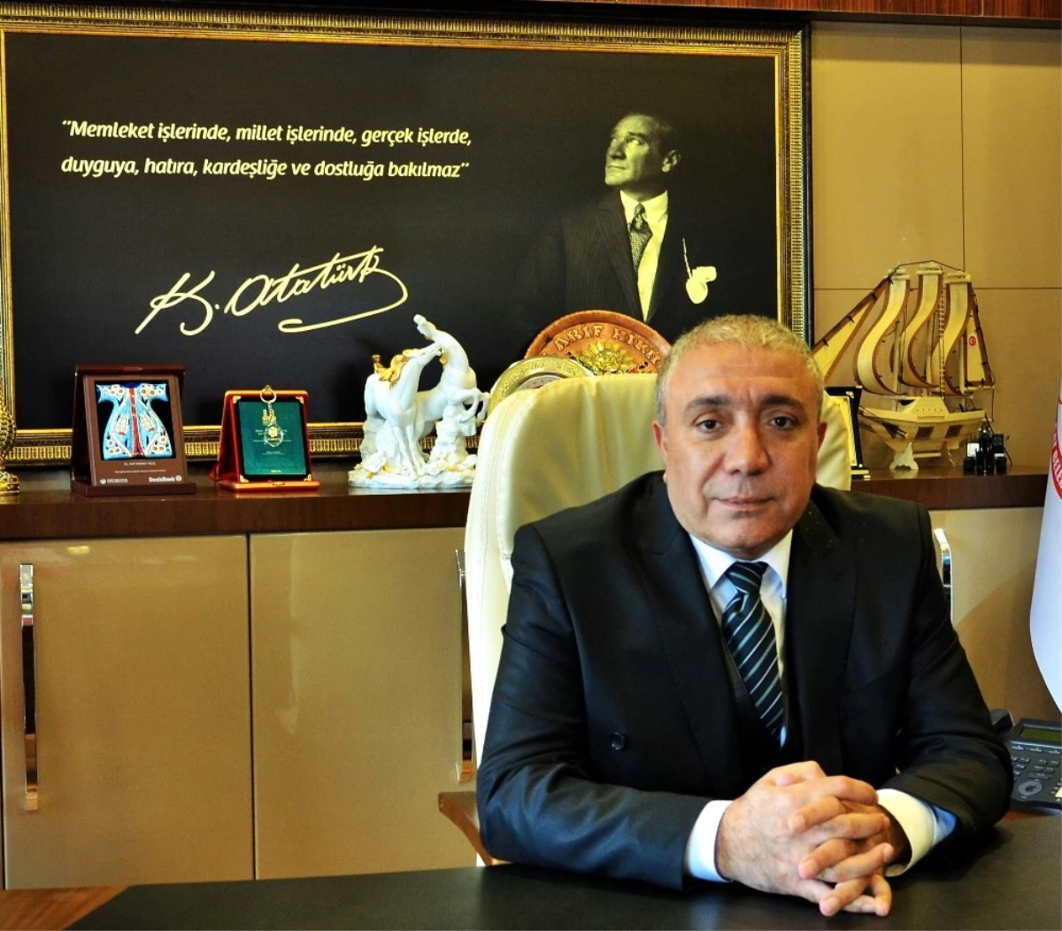 Çat Belediye Başkanı Arif Hikmet Kılıç, Bayram Dolayısıyla Bir Kutlama Mesajı Yayınladı.