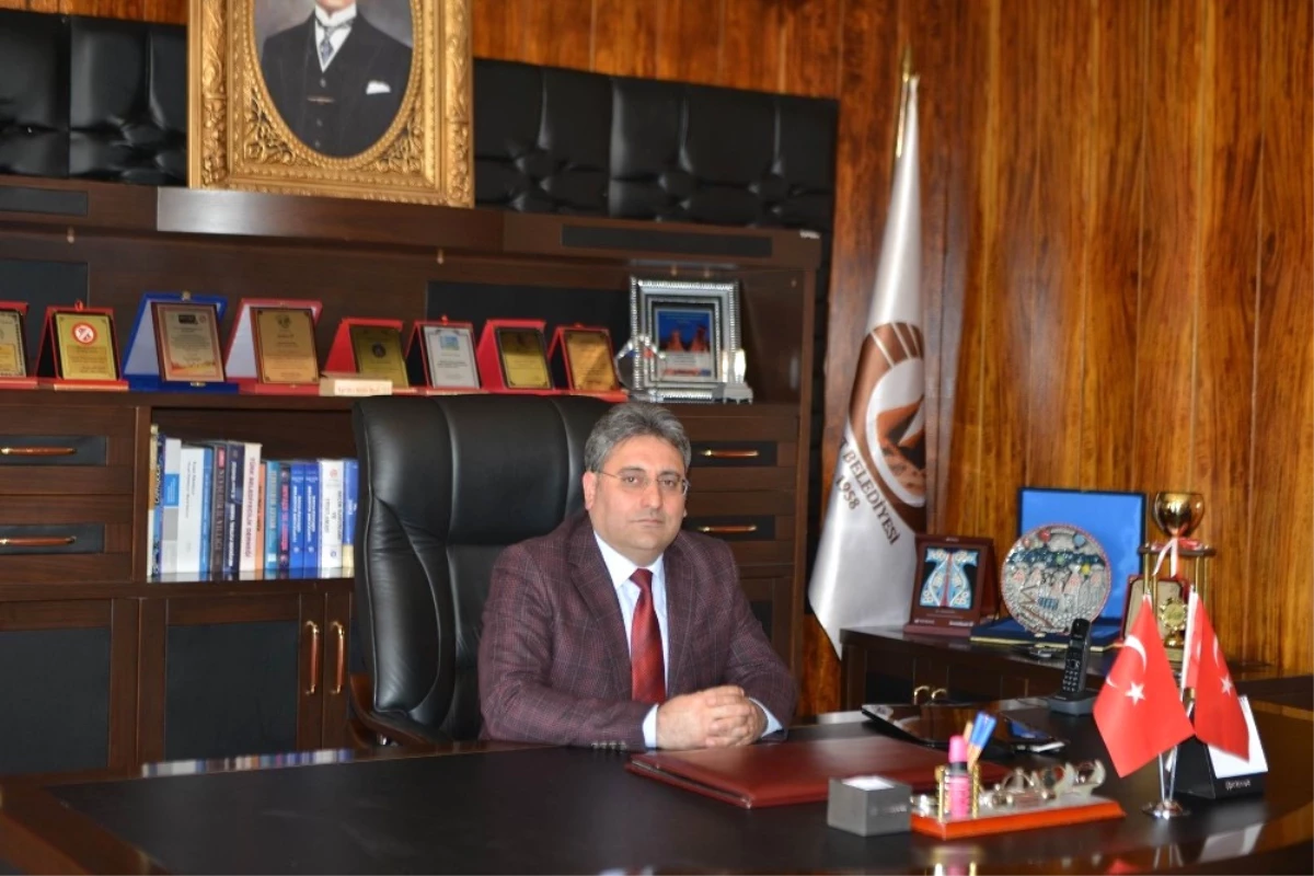 Çat Belediye Başkanı Duru, Ramazan Bayramını Kutladı