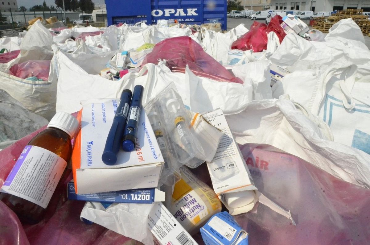 Çekoop\'tan Antibiyotik Uyarısı