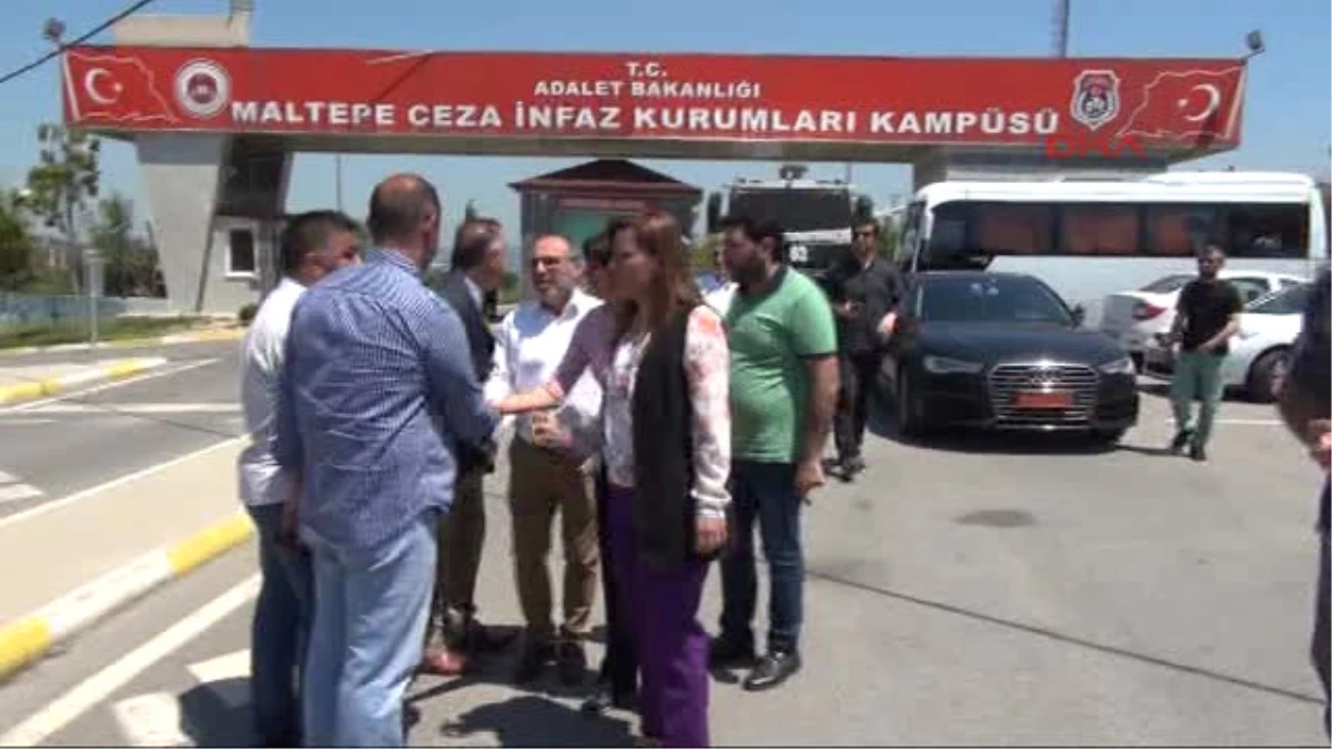 CHP\'li 12 Milletvekilinden Berberoğlu\'na Ziyaret