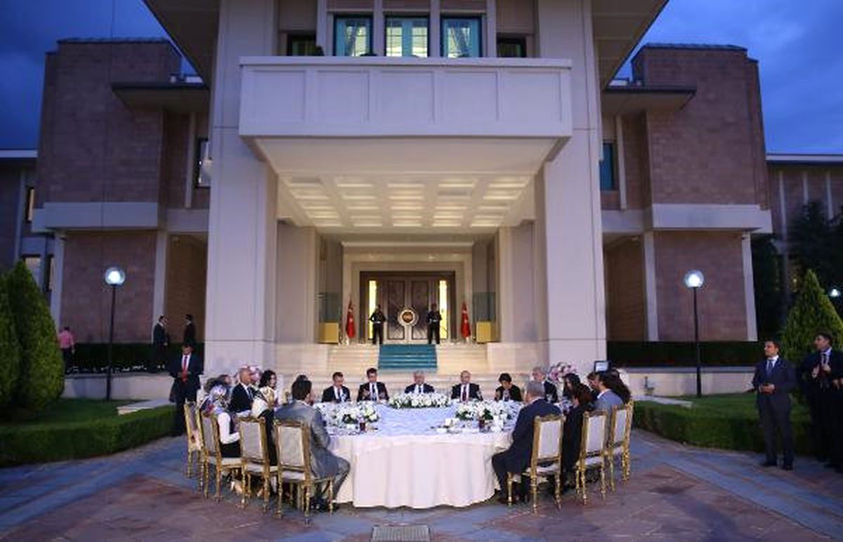 Dha Ankara - Başbakan Yıldırım\'dan Başbakanlık Personeline Çankaya Köşkü\'nde İftar