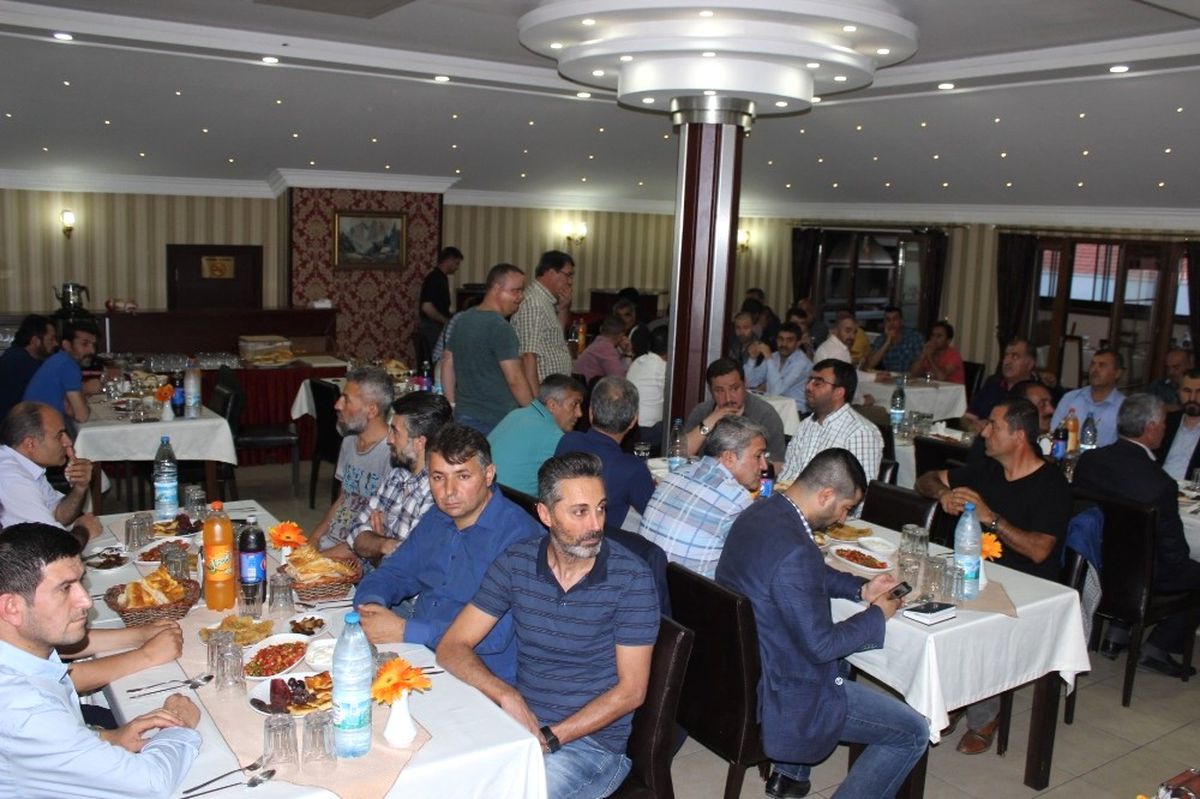 Esnaf Odaları Birlik Başkanı Bahamettin Öztürk: "İşlerimizi Kimseyi Üzmeden Yapıyoruz"