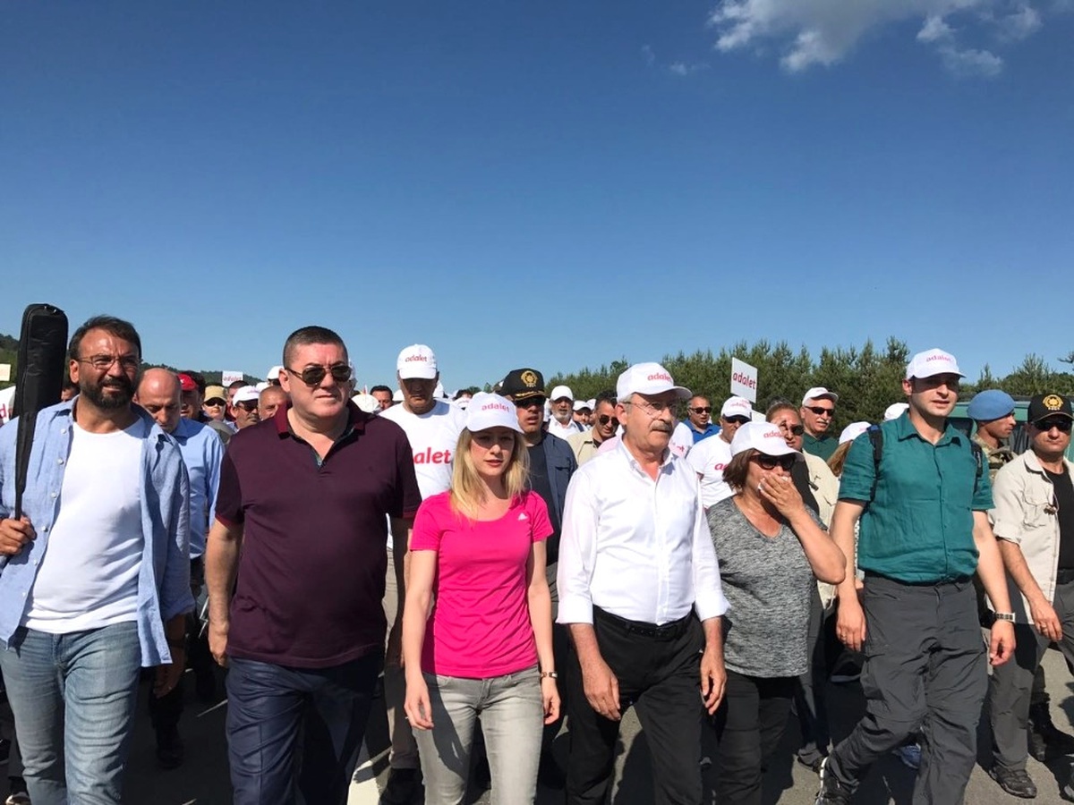 Kılıçdaroğlu, Adalet Yürüyüşünü 9. Gününü Tamamladı