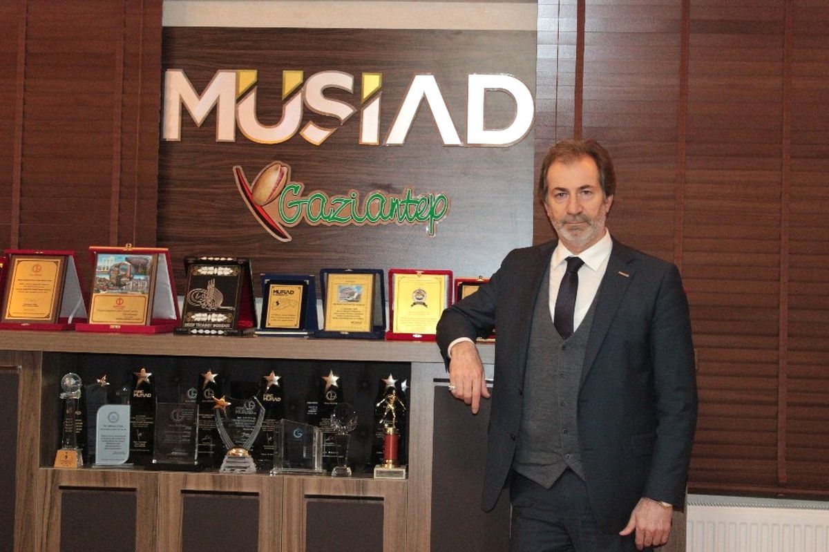 Müsiad Gaziantep Şube Başkanı Mehmet Çelenk\'in Bayram Kutlaması
