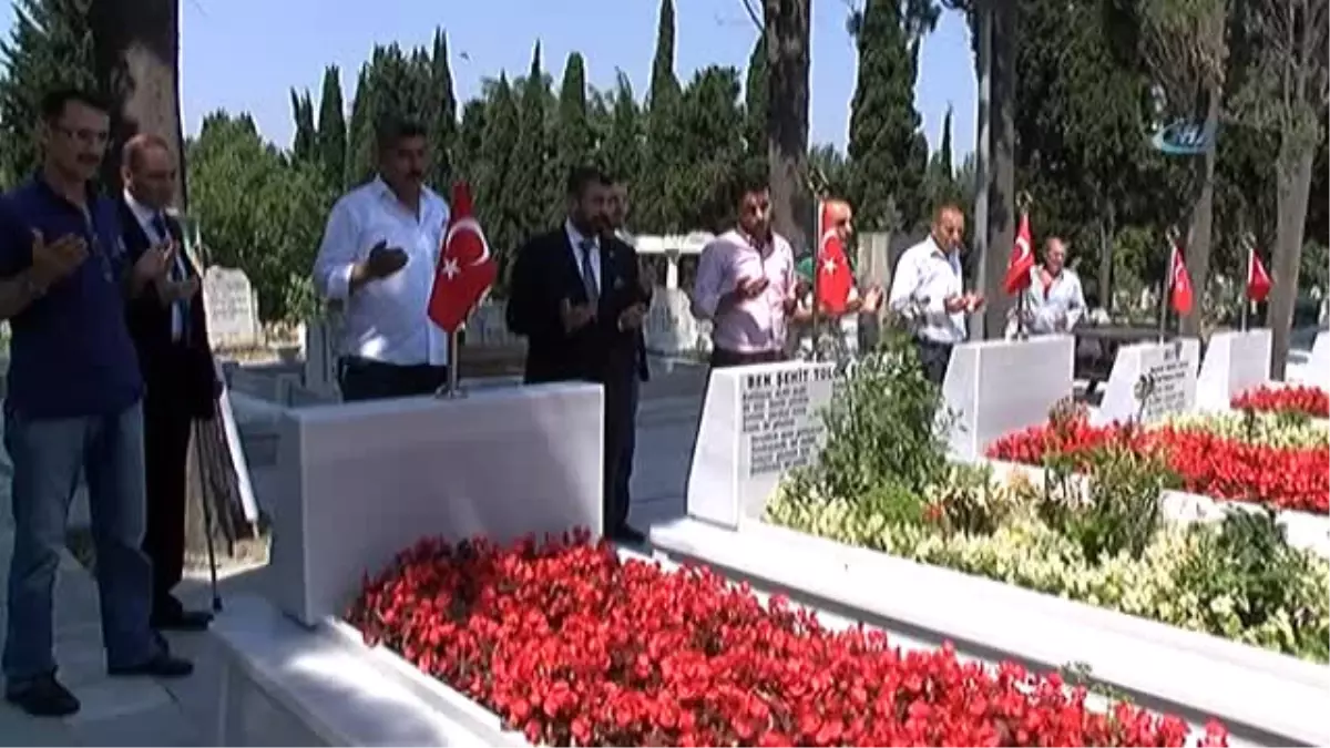 15 Temmuz Gazileri 15 Temmuz Şehitlerini Ziyaret Etti