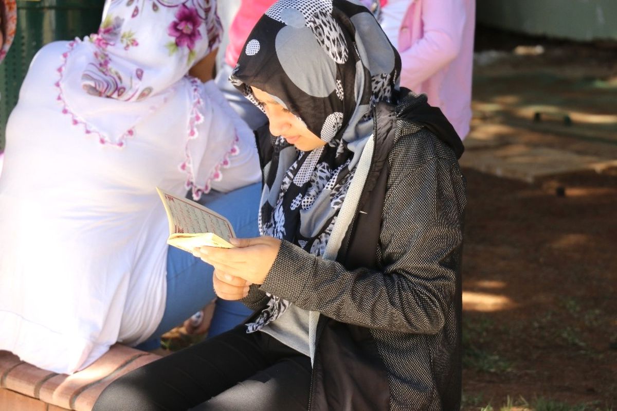 Arefe Gününde Mezarlıklar Doldu