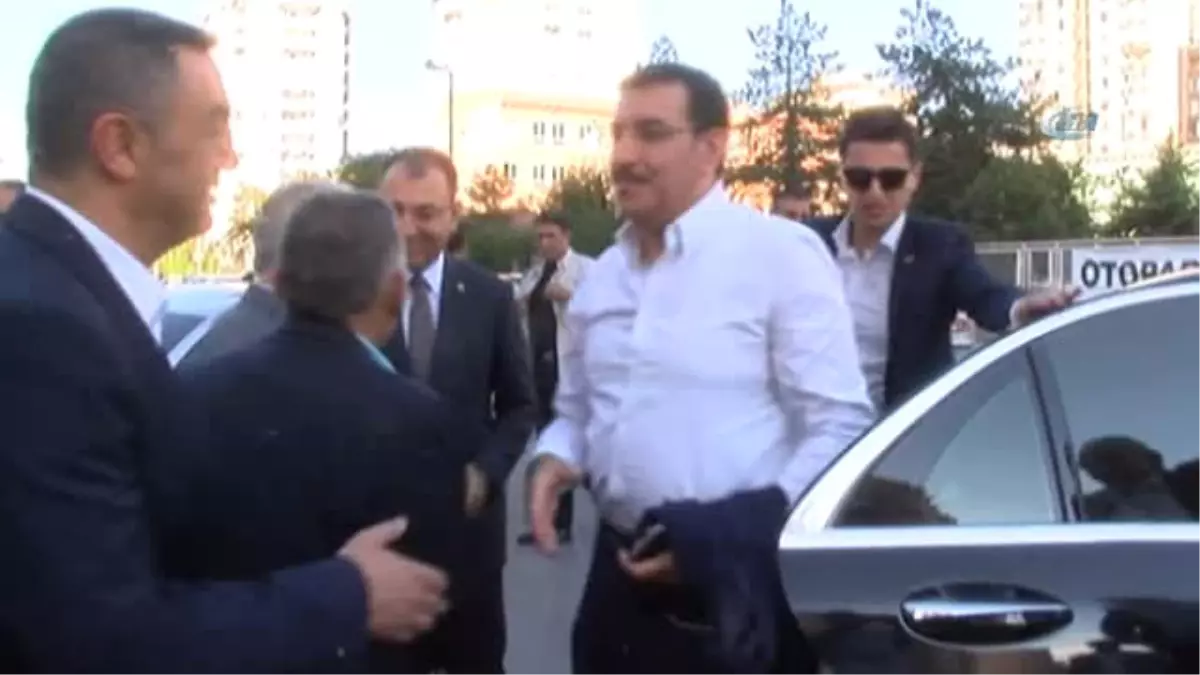 Bakan Tüfenkci\'den Özhaseki\'ye Taziye Ziyareti