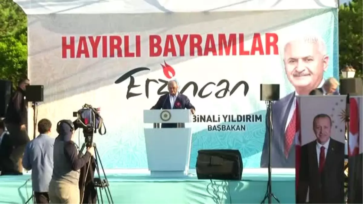 Başbakan Yıldırım: "Bir ve Beraber Oldukça Hiçbir Güç Bizi Yıkamaz"