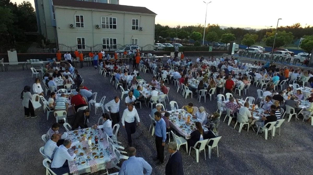 Başkan Üzülmez: "15 Temmuz İşgal Girişimidir"