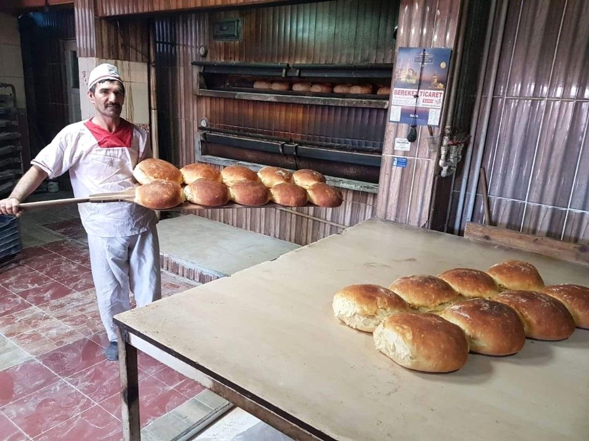 Bayram Öncesi Köy Ekmeğine İlgi