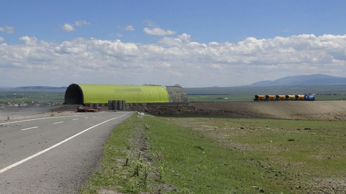 Btk\'da Raylar Döşeniyor