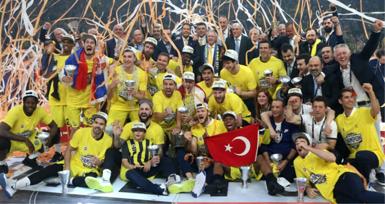 Fenerbahçe, Euroleague Şampiyonu Olan Basketbol Takımı İçin Belgesel Yayınladı