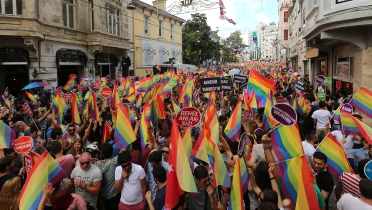 İstanbul Valiliği: (Onur Yürüyüşü) İzin Verilmeyecektir