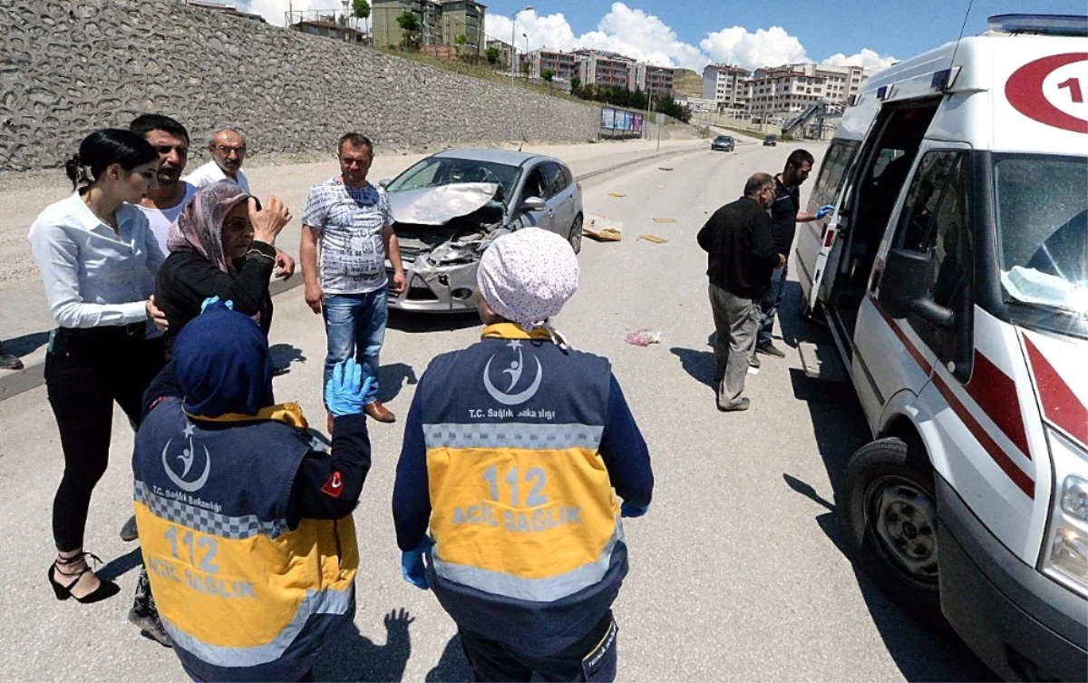 Karabük\'te Trafik Kazaları: 8 Yaralı