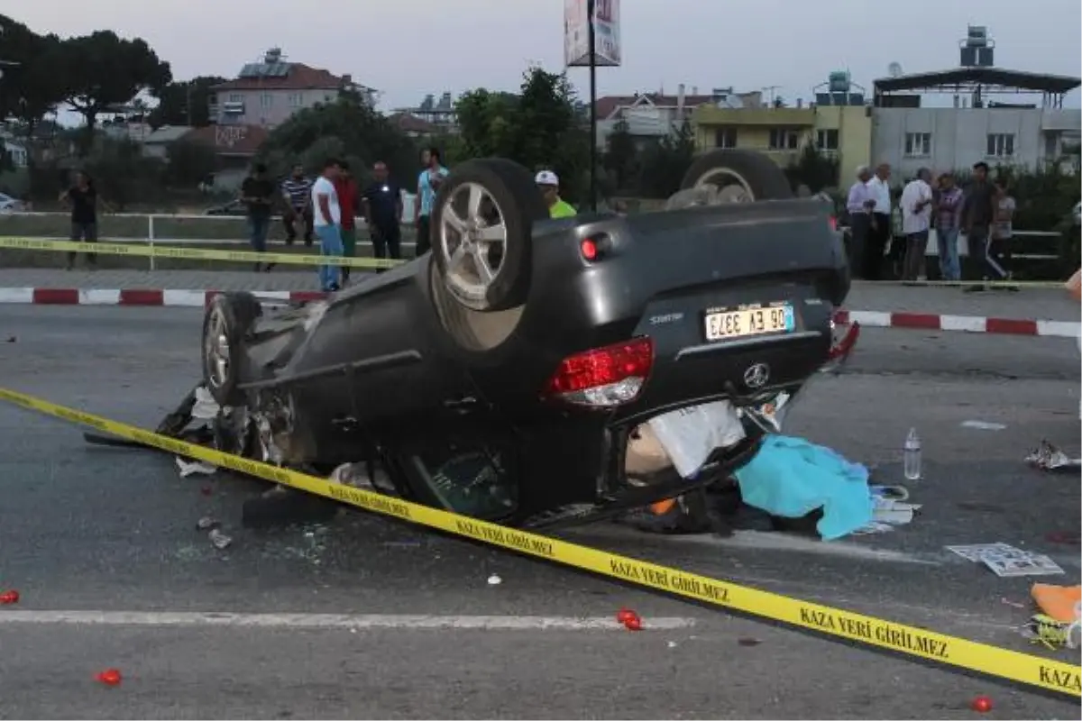 Otomobille Motosiklet Çarpıştı: 2 Ölü, 4 Yaralı