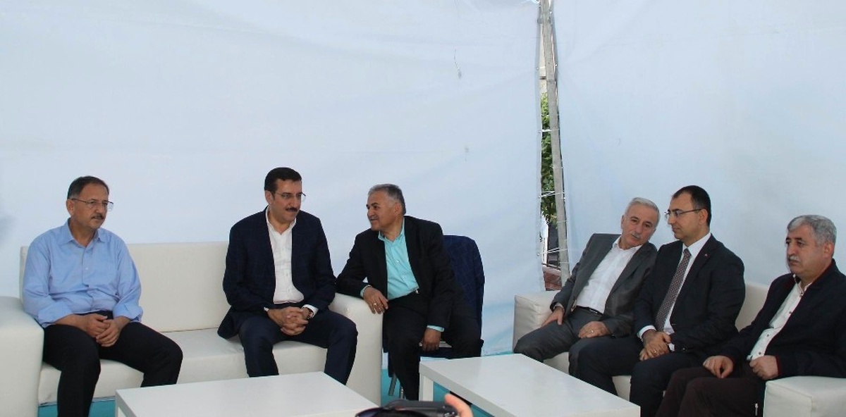 Bakan Tüfenkci\'den Özhaseki\'ye Taziye Ziyareti
