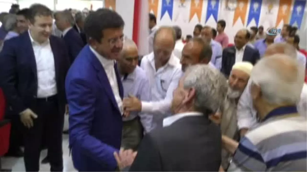 Bakan Zeybekci, "Katar 2,2 Milyon Nüfusu ile Bugün Türkiye\'nin Ne Kadar Önemli Olduğunu Gördü"