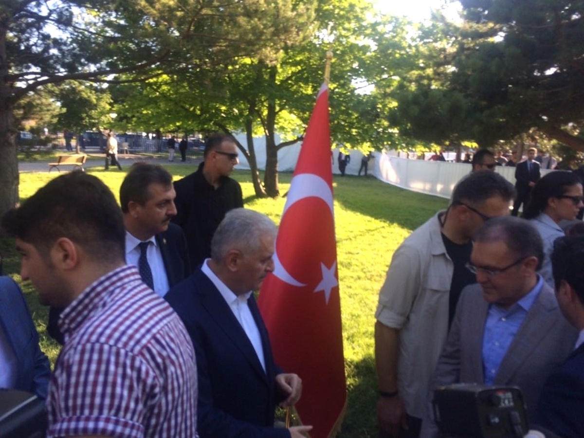 Başbakan Yıldırım: "Bizi Kardeşlik Kurtaracak Kardeşlik Büyütecek"