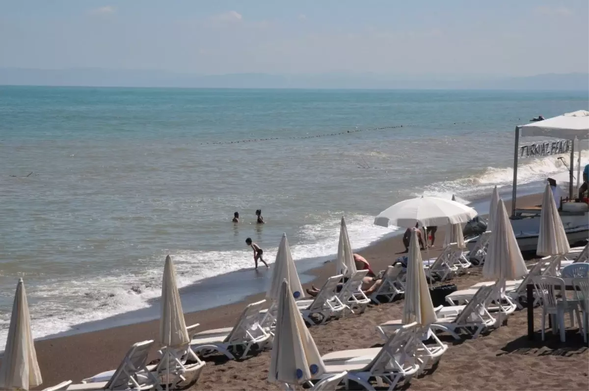 Batı Karadeniz Sahilleri Sabah Saatlerinde Boş Kaldı