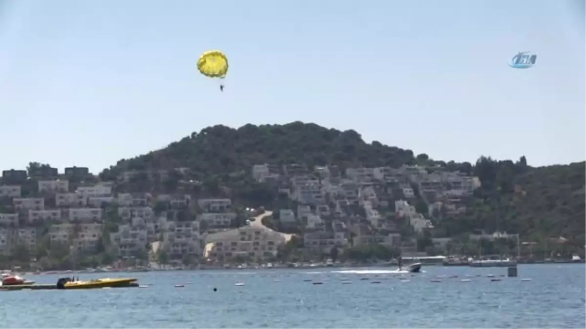 Bodrum Sahilleri Doldu Taştı