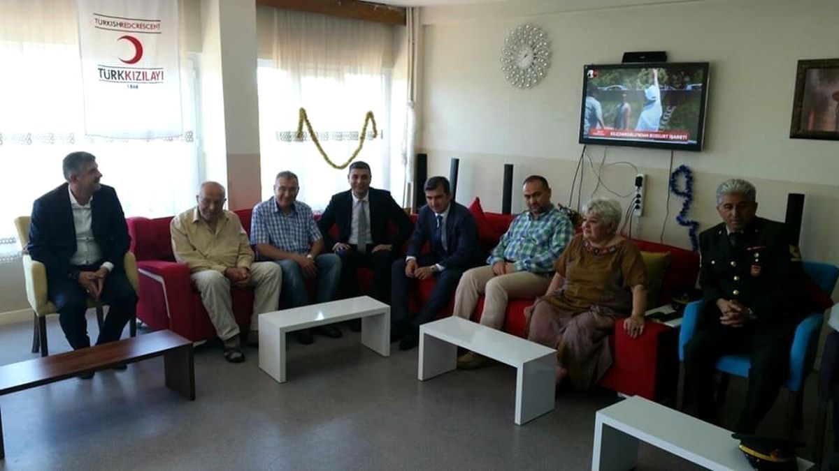 Huzurevi Sakinleri Bu Bayramda Unutulmadı
