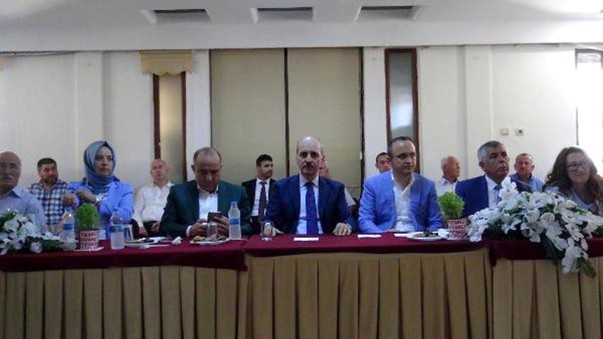 Kurtulmuş, Bayramlaşma Töreninde 15 Temmuz\'u Hatırlattı