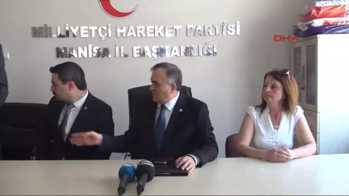 Manisa MHP\'li Akçay\'dan CHP Lideri Kılıçdaroğlu\'na Bozkurtlu Gönderme