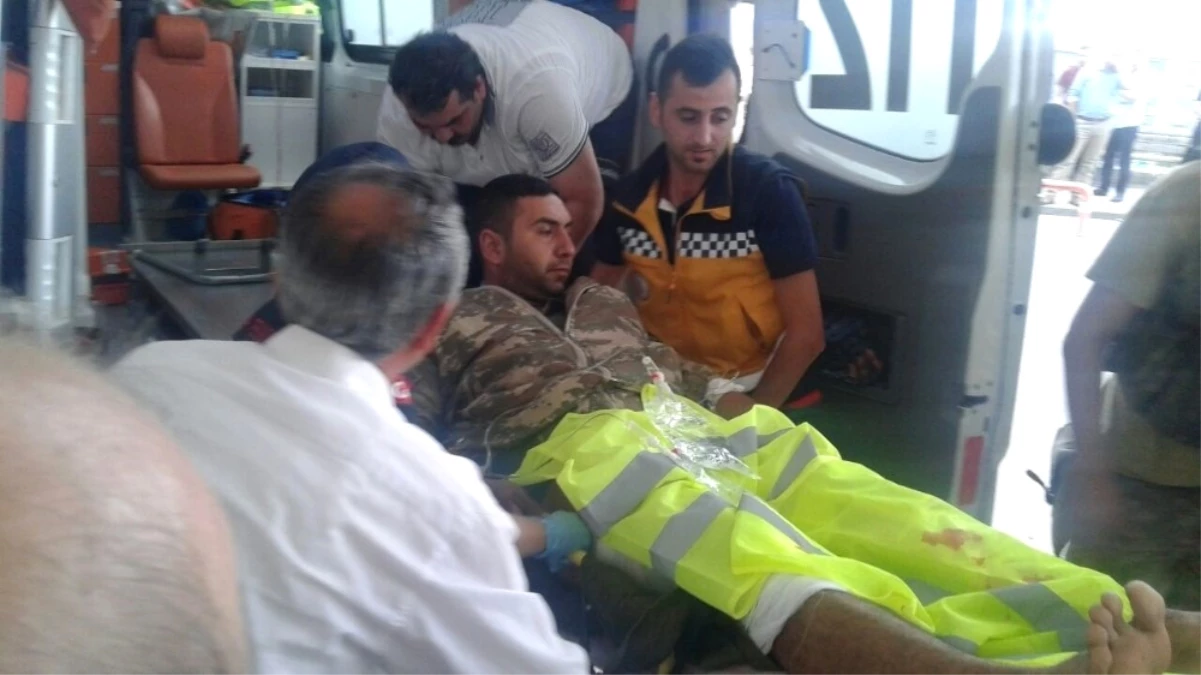 Trabzon\'da Arama Faaliyeti Sırasında Patlama: 2 Asker Yaralı