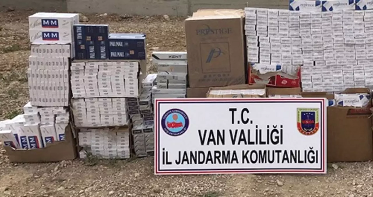 Başkale\'de 18 Bin 500 Paket Kaçak Sigara Ele Geçirildi