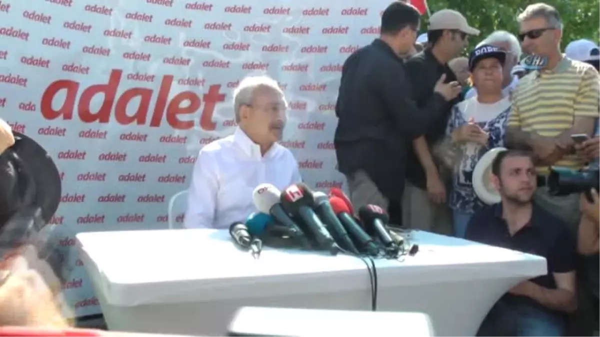 CHP Genel Başkanı Kılıçdaroğlu: "Düşünün Bir Kişi Yargılanırken Henüz Daha Karar Verilmemiş Ama...