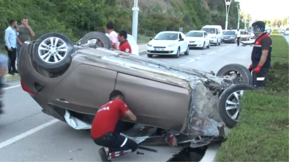 Otomobil Takla Attı: 6 Kadın Yaralı