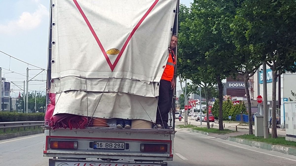 Trafikte Ölümüne Yolculuk