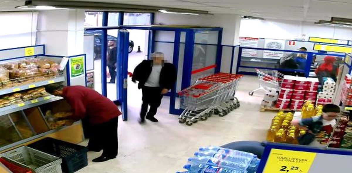 Pendik\'te Bir Markette Gasp Yapan Şüpheli Yakalandı
