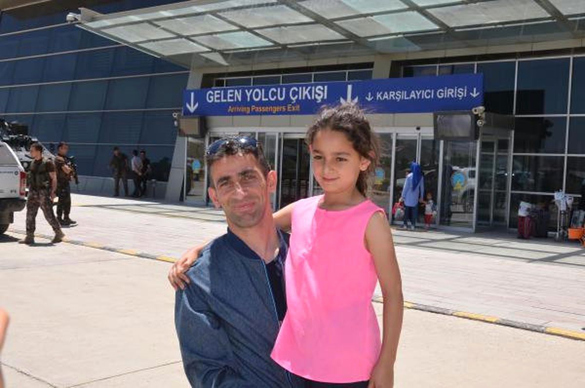 Yağmur, İstanbul ve Köprüyü Yakından Görüp, Memleketine Döndü