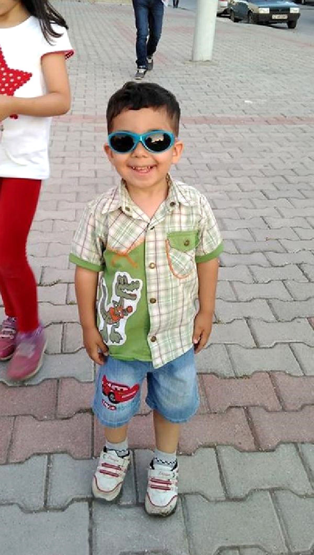 Balkondan Düşen Çocuk Öldü