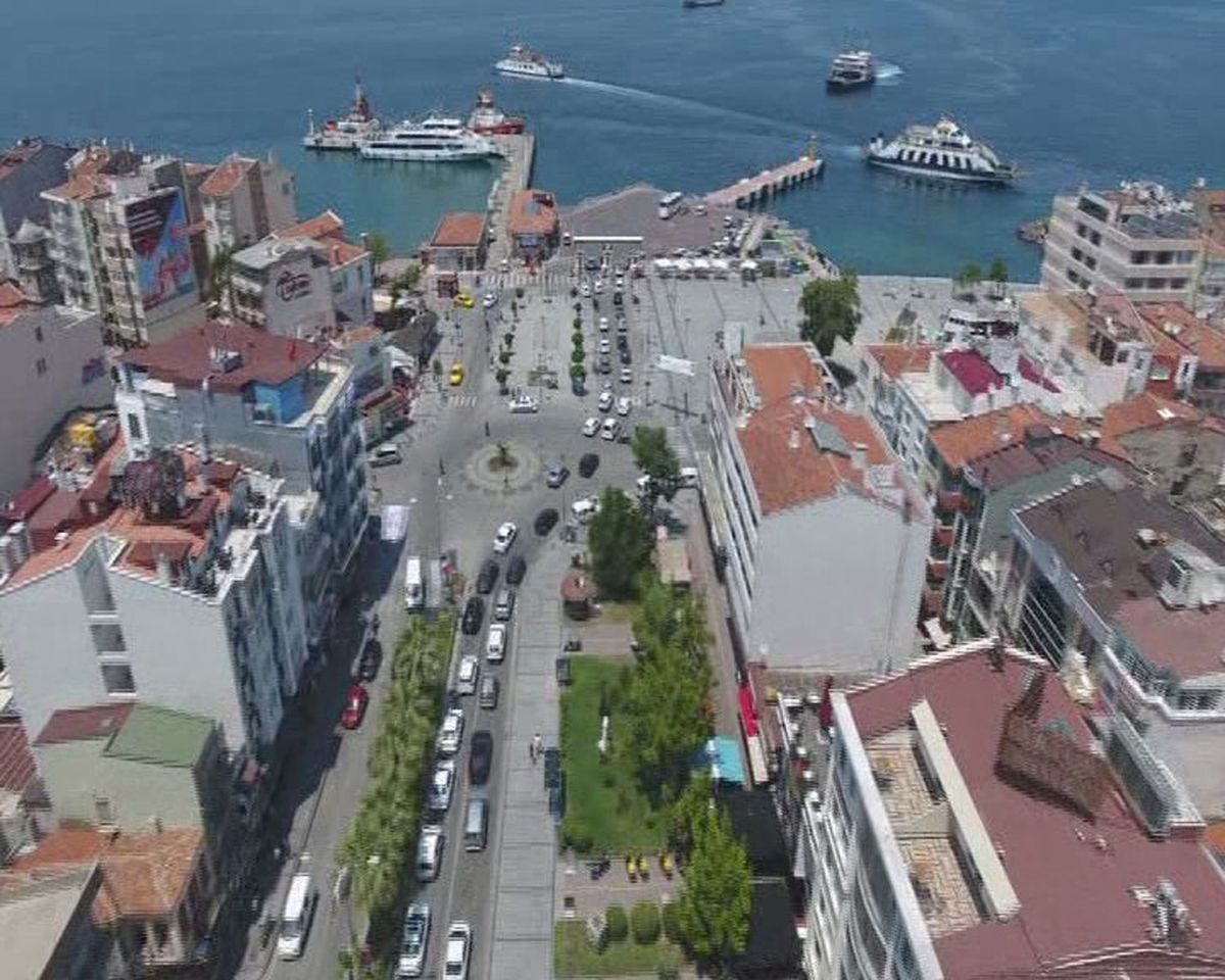 Çanakkale\'de Bayram Yoğunluğu Drone ile Görüntülendi