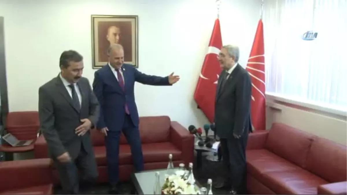 CHP Heyetinden MHP\'ye Bayram Ziyareti