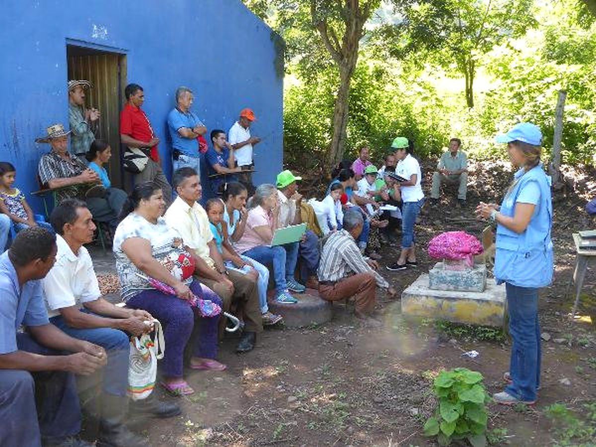 Farc Tamamen Silah Bıraktı