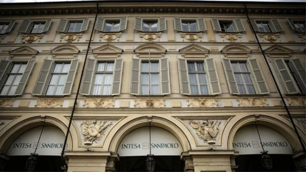 İtalya\'da İki Banka İçin Milyarlarca Euroluk Kurtarma Paketi